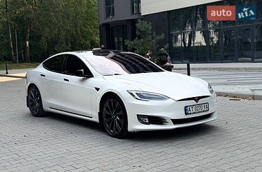 Tesla Model S  2017