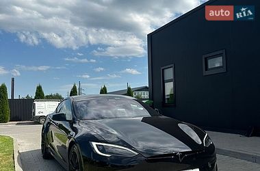 Tesla Model S  2022