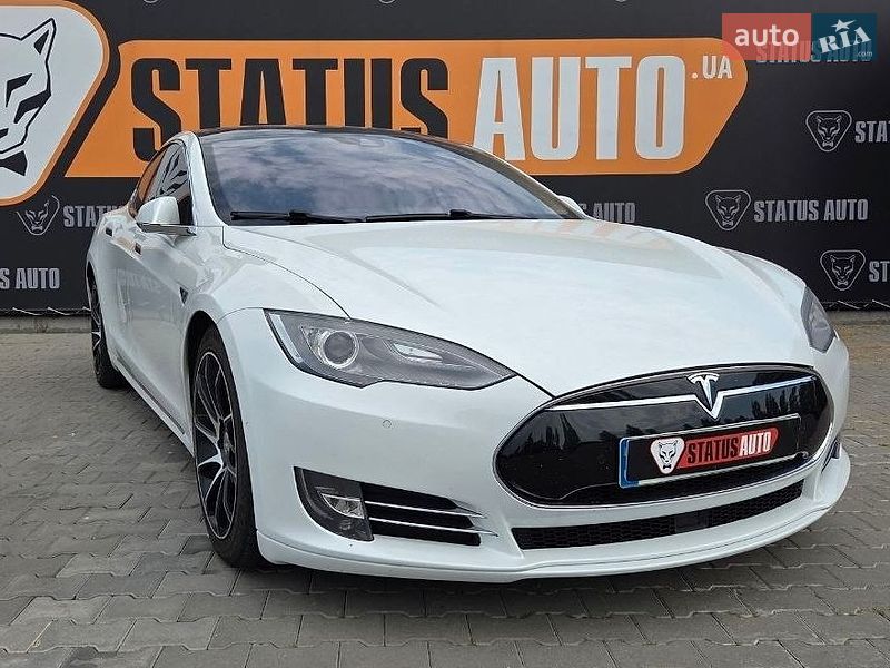 Tesla Model S 2016