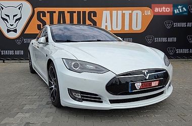 Tesla Model S 2016