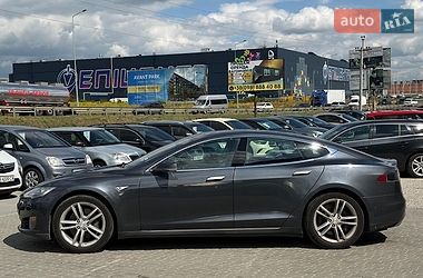 Лифтбек Tesla Model S 2015 в Львове фото 3 Лифтбек Tesla Model S 2015 в Львове
