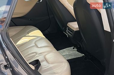 Лифтбек Tesla Model S 2015 в Львове фото 22 Лифтбек Tesla Model S 2015 в Львове