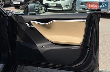 Лифтбек Tesla Model S 2015 в Львове фото 23 Лифтбек Tesla Model S 2015 в Львове