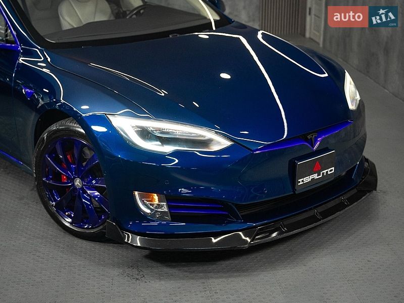 Ліфтбек Tesla Model S 2017 в Одесі фото 3 Ліфтбек Tesla Model S 2017 в Одесі