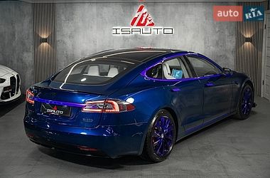 Ліфтбек Tesla Model S 2017 в Одесі фото 10 Ліфтбек Tesla Model S 2017 в Одесі