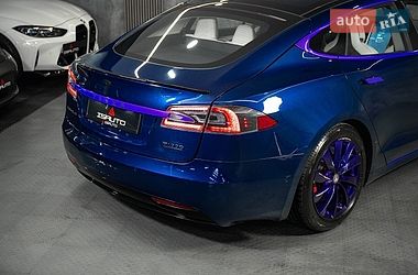 Ліфтбек Tesla Model S 2017 в Одесі фото 12 Ліфтбек Tesla Model S 2017 в Одесі