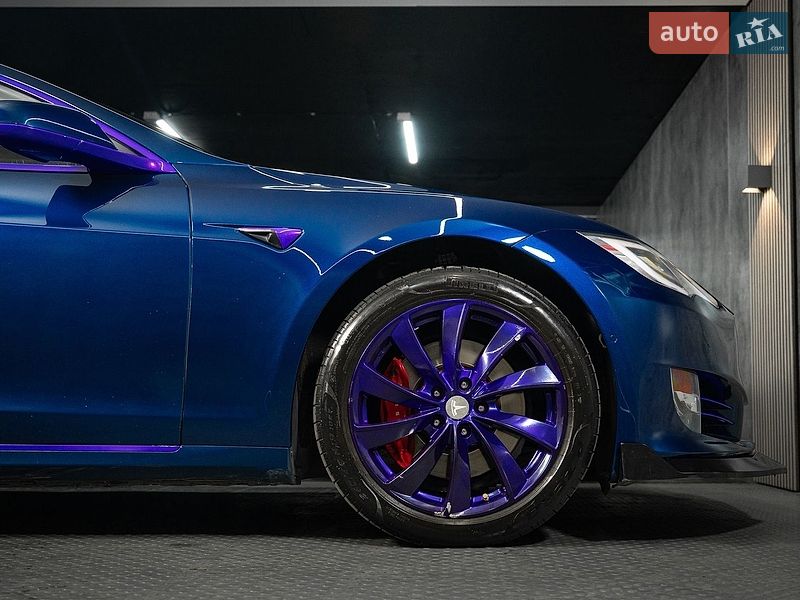 Ліфтбек Tesla Model S 2017 в Одесі фото 4 Ліфтбек Tesla Model S 2017 в Одесі