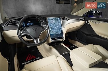 Ліфтбек Tesla Model S 2017 в Одесі фото 21 Ліфтбек Tesla Model S 2017 в Одесі