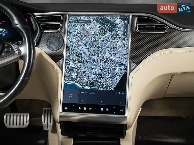 Ліфтбек Tesla Model S 2017 в Одесі фото 26 Ліфтбек Tesla Model S 2017 в Одесі