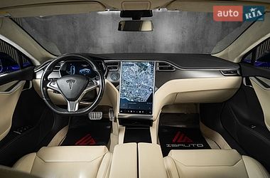 Ліфтбек Tesla Model S 2017 в Одесі фото 25 Ліфтбек Tesla Model S 2017 в Одесі