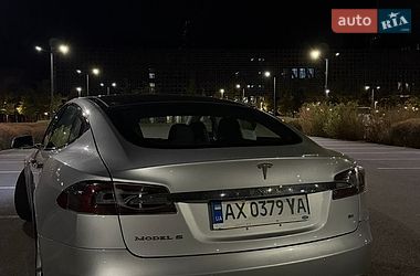 Ліфтбек Tesla Model S 2014 в Києві
