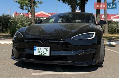 Tesla Model S  2023