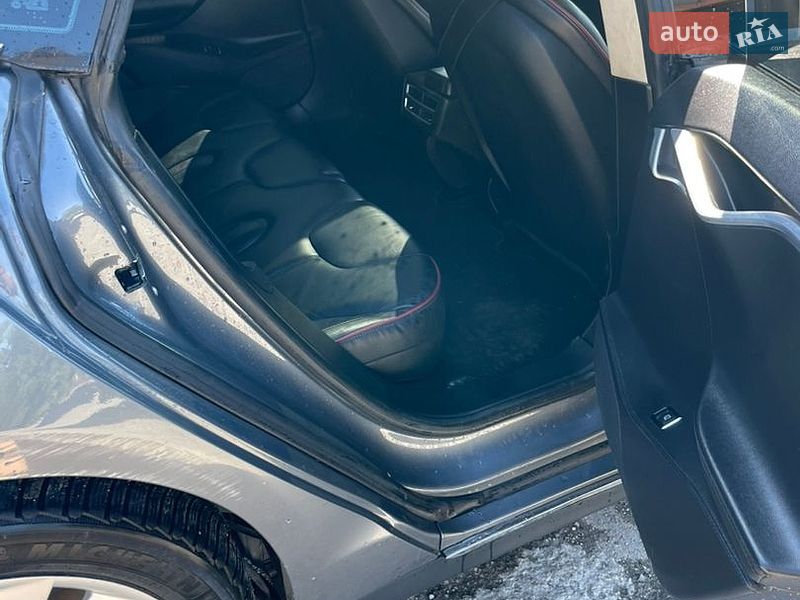 Ліфтбек Tesla Model S 2013 в Монастириській фото 12 Ліфтбек Tesla Model S 2013 в Монастириській