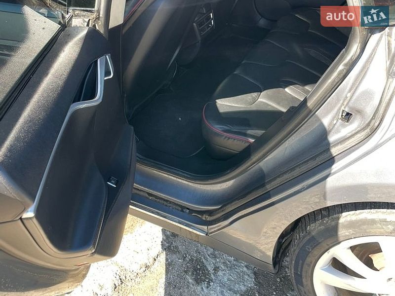 Ліфтбек Tesla Model S 2013 в Монастириській фото 9 Ліфтбек Tesla Model S 2013 в Монастириській