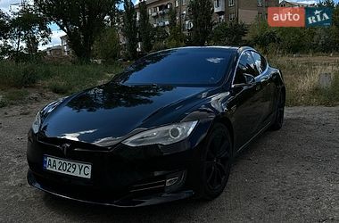 Tesla Model S  2014
