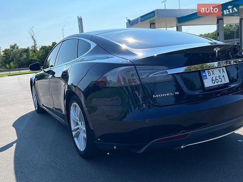 Ліфтбек Tesla Model S 2014 в Києві фото 9 Ліфтбек Tesla Model S 2014 в Києві