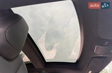 Лифтбек Tesla Model S 2016 в Ровно
