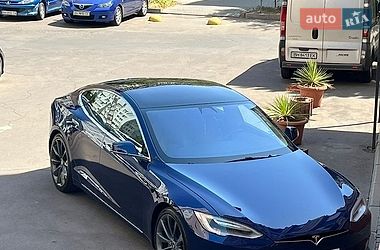 Tesla Model S  2017