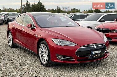 Tesla Model S  2016