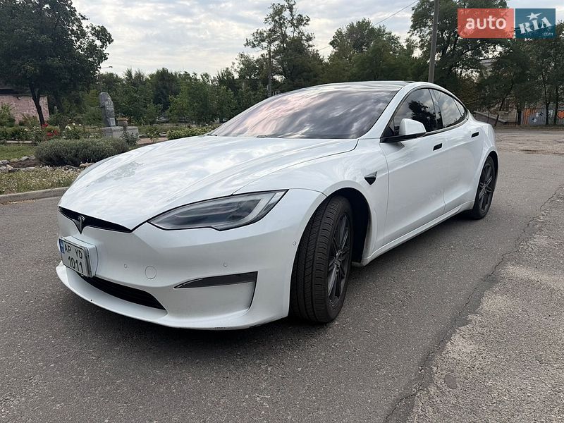 Ліфтбек Tesla Model S 2021 в Запоріжжі фото Ліфтбек Tesla Model S 2021 в Запоріжжі