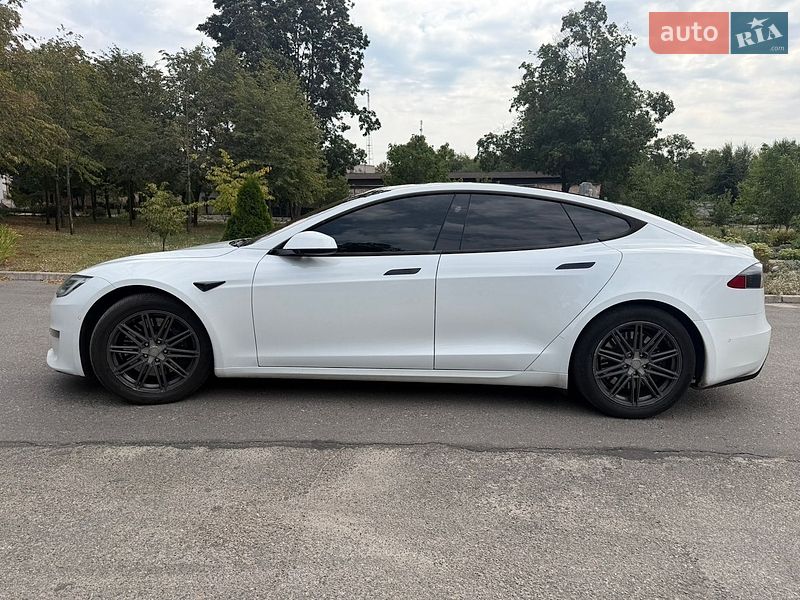 Ліфтбек Tesla Model S 2021 в Запоріжжі фото 3 Ліфтбек Tesla Model S 2021 в Запоріжжі