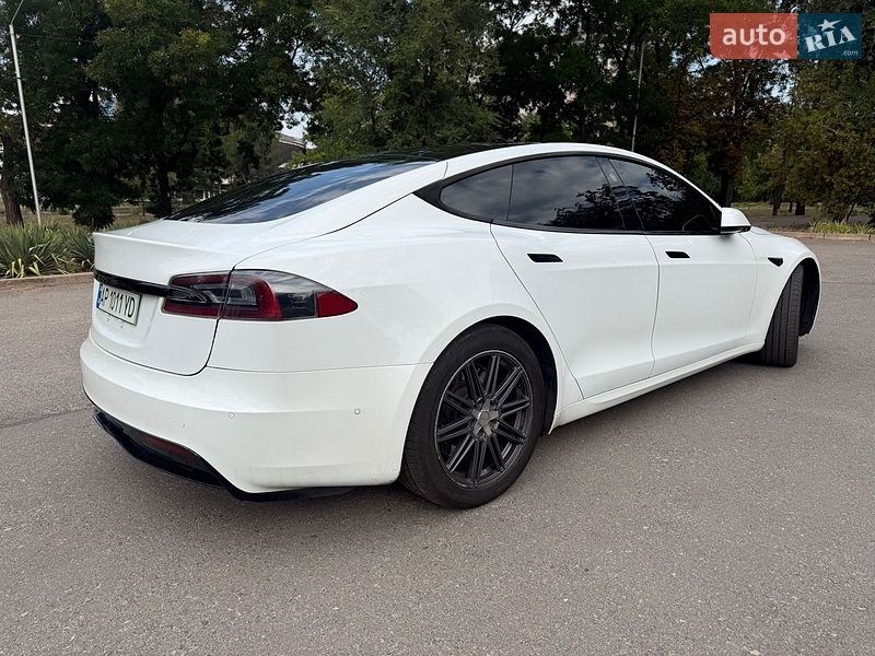 Ліфтбек Tesla Model S 2021 в Запоріжжі фото 6 Ліфтбек Tesla Model S 2021 в Запоріжжі