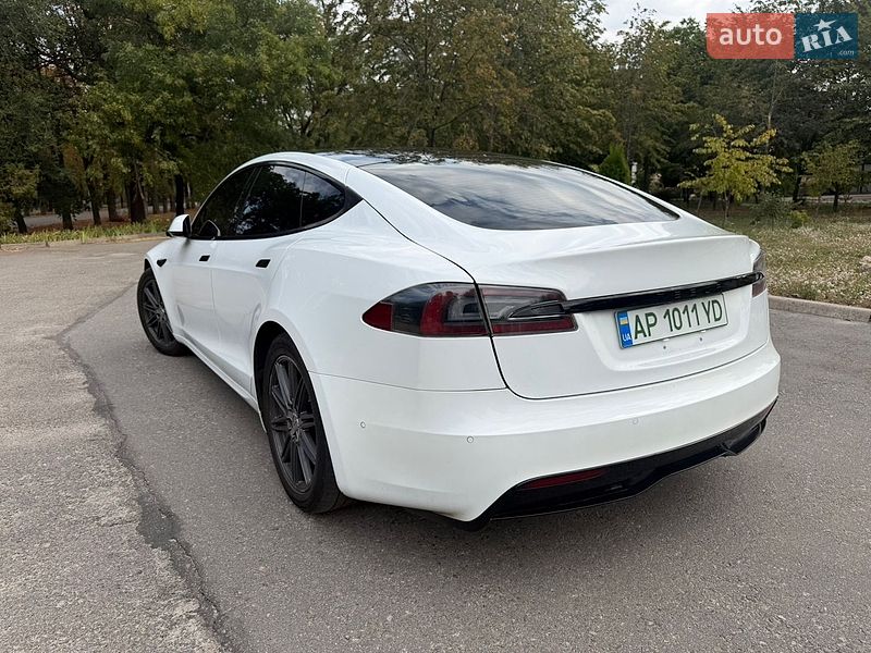 Ліфтбек Tesla Model S 2021 в Запоріжжі фото 9 Ліфтбек Tesla Model S 2021 в Запоріжжі