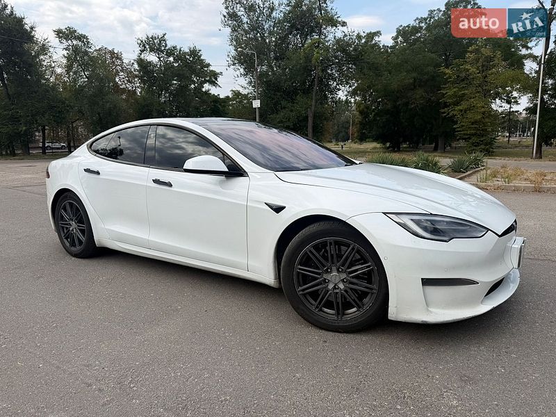 Ліфтбек Tesla Model S 2021 в Запоріжжі фото 10 Ліфтбек Tesla Model S 2021 в Запоріжжі