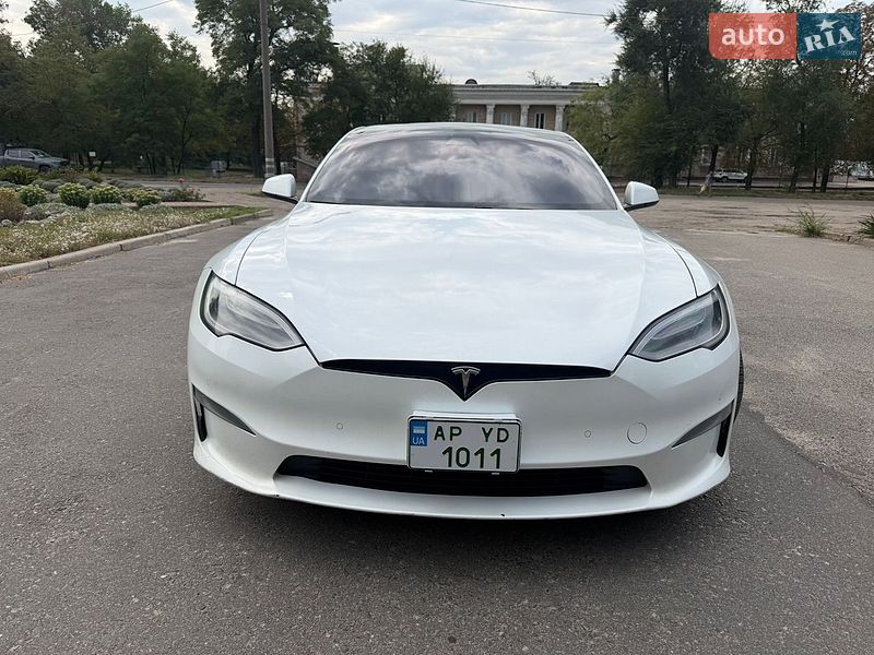 Ліфтбек Tesla Model S 2021 в Запоріжжі фото 12 Ліфтбек Tesla Model S 2021 в Запоріжжі