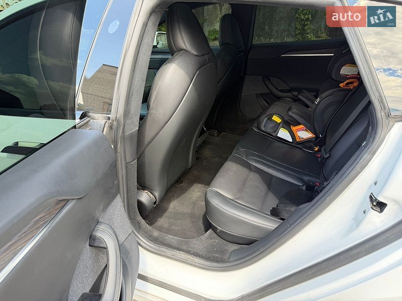 Ліфтбек Tesla Model S 2021 в Запоріжжі фото 15 Ліфтбек Tesla Model S 2021 в Запоріжжі