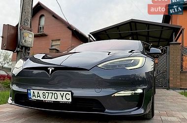 Tesla Model S  2021