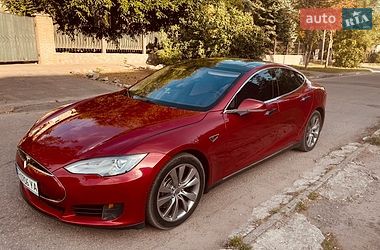 Tesla Model S  2016