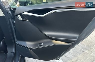 Лифтбек Tesla Model S 2014 в Луцке