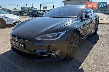 Tesla Model S  2016