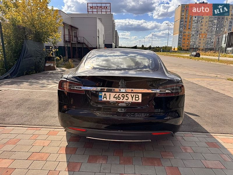 Лифтбек Tesla Model S 2012 в Киеве фото 6 Лифтбек Tesla Model S 2012 в Киеве