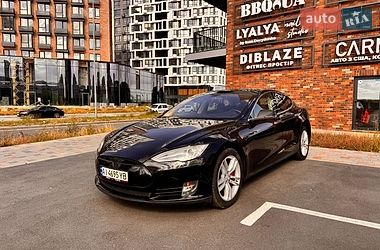 Лифтбек Tesla Model S 2012 в Киеве фото 2 Лифтбек Tesla Model S 2012 в Киеве