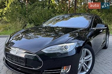 Tesla Model S  2014