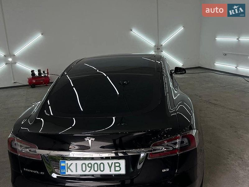 Лифтбек Tesla Model S 2014 в Виннице фото 21 Лифтбек Tesla Model S 2014 в Виннице
