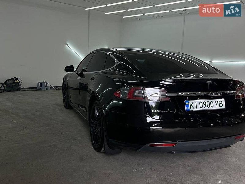 Лифтбек Tesla Model S 2014 в Виннице фото 19 Лифтбек Tesla Model S 2014 в Виннице