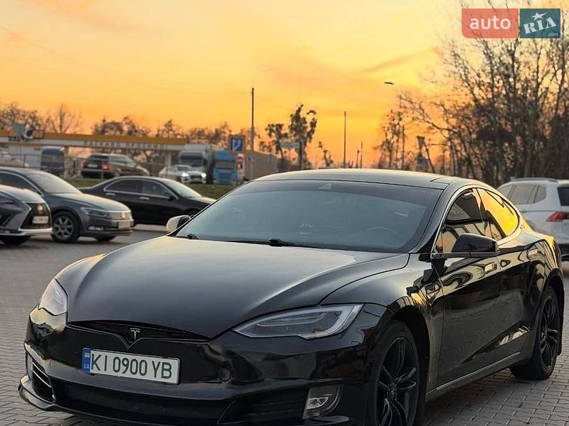 Лифтбек Tesla Model S 2014 в Виннице фото 12 Лифтбек Tesla Model S 2014 в Виннице