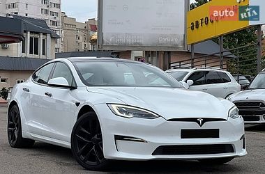 Tesla Model S  2021