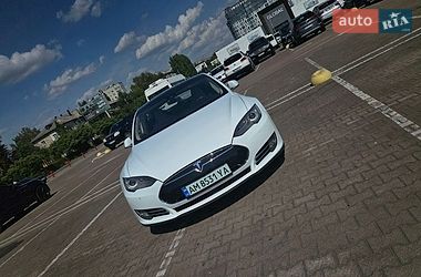 Ліфтбек Tesla Model S 2014 в Житомирі