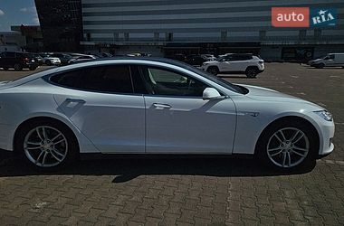 Ліфтбек Tesla Model S 2014 в Житомирі