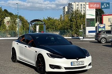 tesla model-s 2017 в Хмельницький від професійного продавця Vlad
