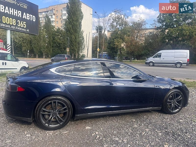 Tesla Model S 2015 Tesla Model S 2015