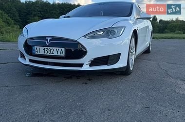 Ліфтбек Tesla Model S 2015 в Фастові