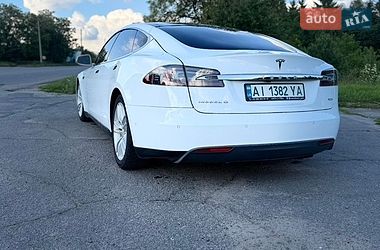 Ліфтбек Tesla Model S 2015 в Фастові