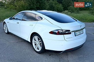 Ліфтбек Tesla Model S 2015 в Фастові