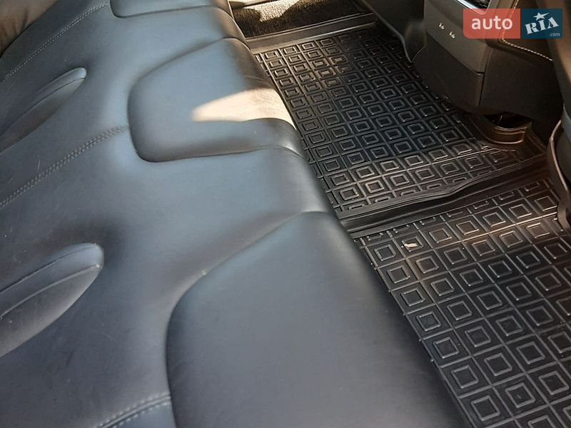 Лифтбек Tesla Model S 2016 в Житомире