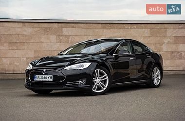 Tesla Model S  2014